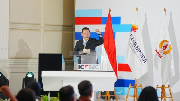 kapolri-jenderal-listyo-sigit-di-munas-issi-dok-istimewa-1761802301082_169